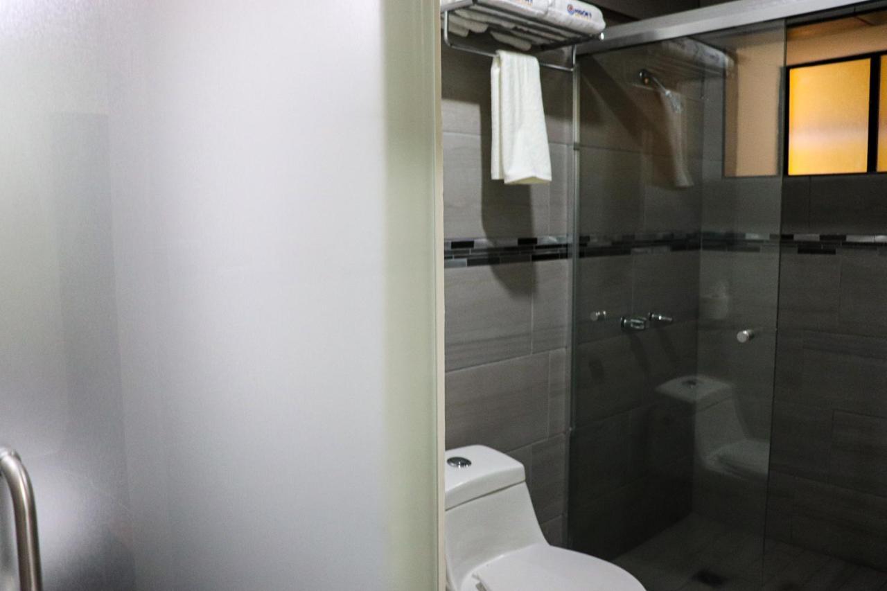 Hotel Mision 11 티후아나 외부 사진